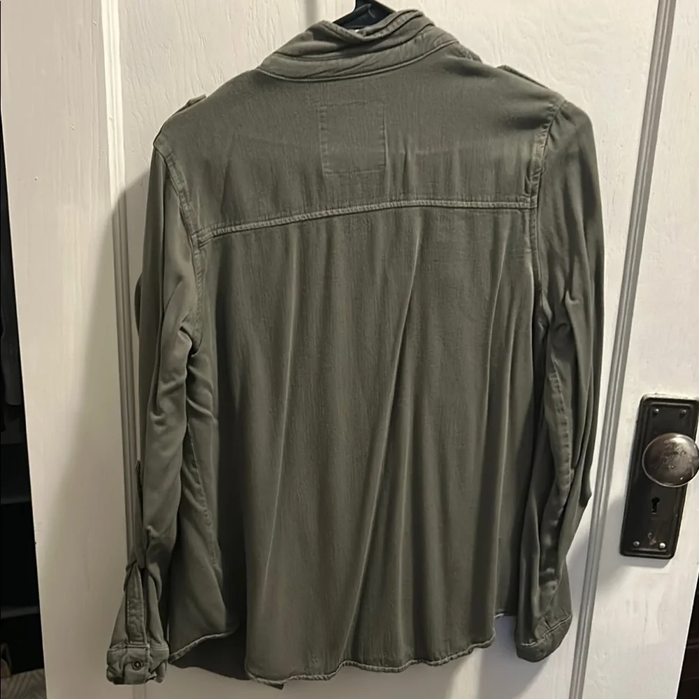 Mossimo Olive Green Button-Up Shirt - Picture 3 of 3